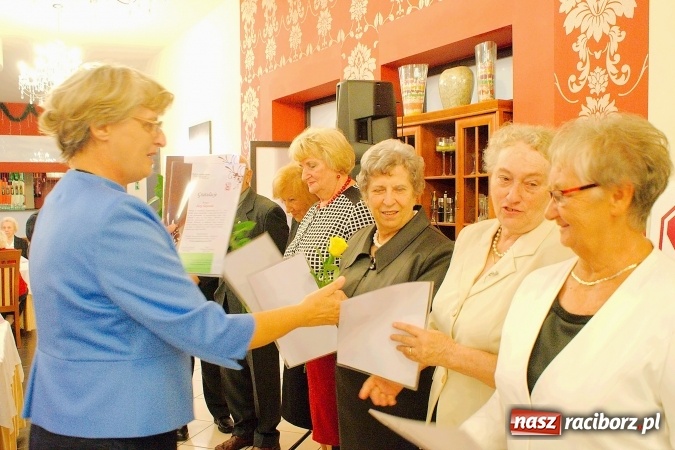 Zdjęcie w galerii na portalu naszraciborz.pl: Emeryci i renciści ZNP obchodzili dziś Dzień Edukacji Narodowej wiadomości z regionu