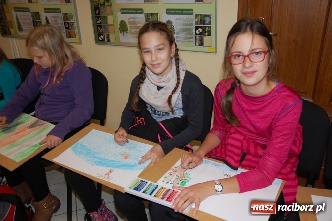 Zdjęcie w galerii na portalu naszraciborz.pl: Ekologiczni badacze ze Szkoły Podstawowej nr 4  wiadomości z regionu
