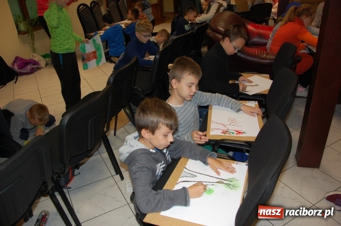 Zdjęcie w galerii na portalu naszraciborz.pl: Ekologiczni badacze ze Szkoły Podstawowej nr 4  wiadomości z regionu