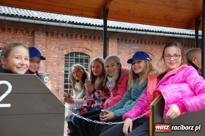 Zdjęcie w galerii na portalu naszraciborz.pl: Ekologiczni badacze ze Szkoły Podstawowej nr 4  wiadomości z regionu