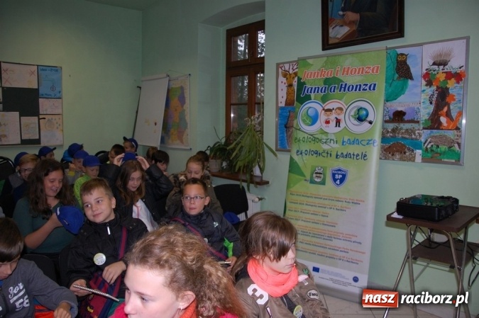 Zdjęcie w galerii na portalu naszraciborz.pl: Ekologiczni badacze ze Szkoły Podstawowej nr 4  wiadomości z regionu