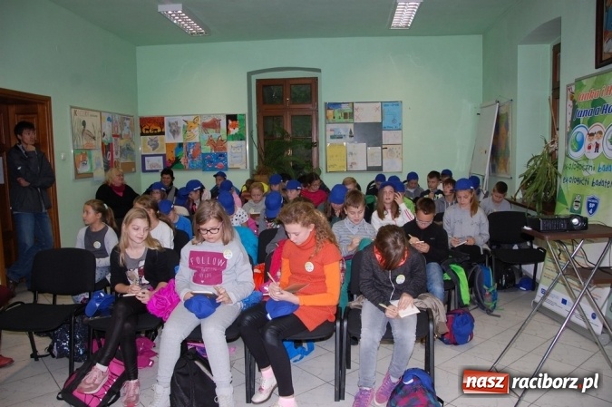 Zdjęcie w galerii na portalu naszraciborz.pl: Ekologiczni badacze ze Szkoły Podstawowej nr 4  wiadomości z regionu