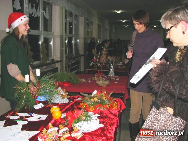 Zdjęcie w galerii na portalu naszraciborz.pl: W G1 powiało świętami wiadomości z regionu