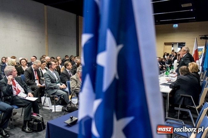 Zdjęcie w galerii na portalu naszraciborz.pl: Śląskie będzie współpracować z Nevadą  wiadomości z regionu