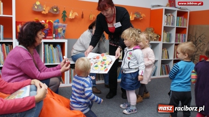 Zdjęcie w galerii na portalu naszraciborz.pl: Jesień w Klubie Malucha w bibliotece na Ostrogu wiadomości z regionu