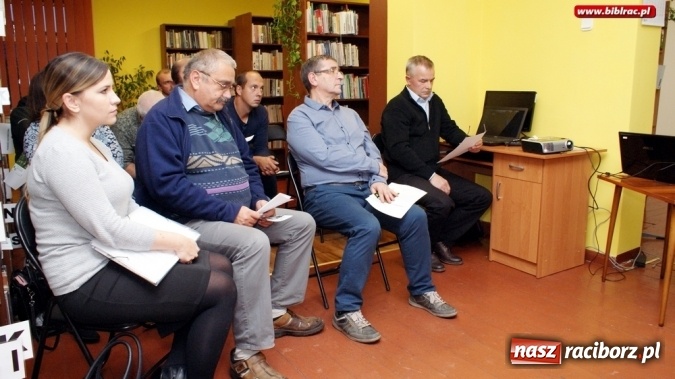 Zdjęcie w galerii na portalu naszraciborz.pl: Twój budżet - twój głos! Prezentacja projektów w bibliotece w Markowicach  wiadomości z regionu