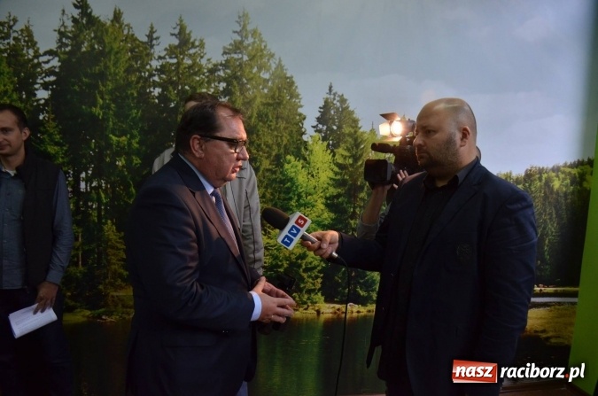 Zdjęcie w galerii na portalu naszraciborz.pl: Otwarcie zielonych pracowni w Bytomiu wiadomości z regionu