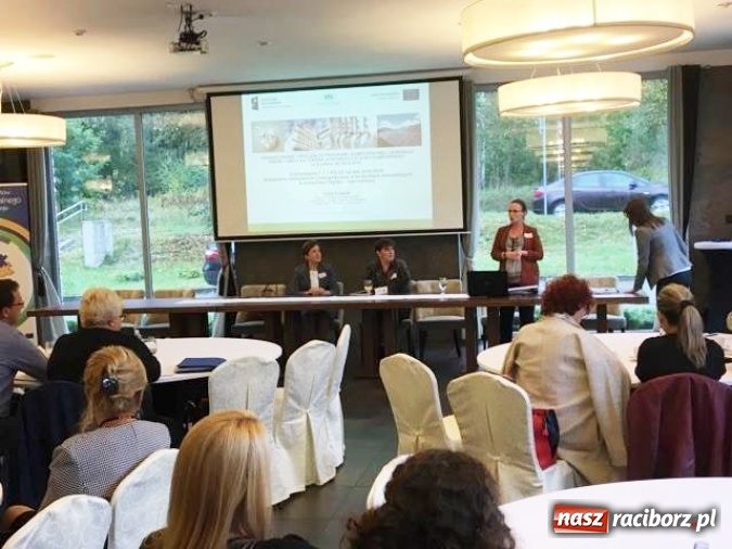 Zdjęcie w galerii na portalu naszraciborz.pl: Spotkanie informacyjne dotyczące poddziałania 1.7.1 w Subregionie Centralnym wiadomości z regionu