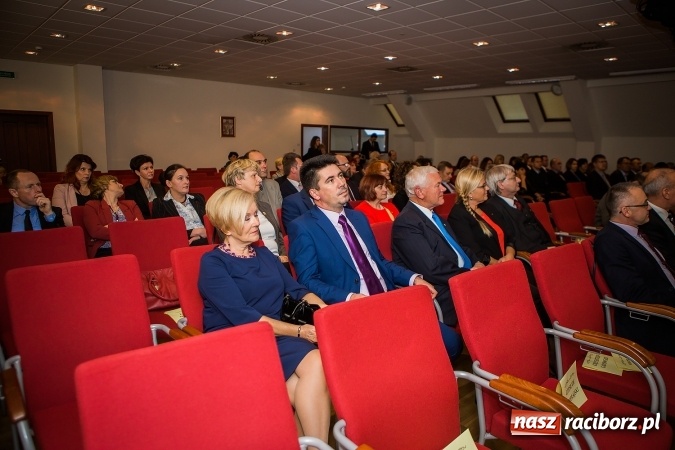 Zdjęcie w galerii na portalu naszraciborz.pl: Powiatowe obchody Dnia Edukacji Narodowej na Zamku Piastowskim wiadomości z regionu