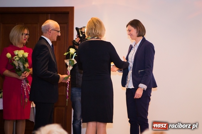 Zdjęcie w galerii na portalu naszraciborz.pl: Powiatowe obchody Dnia Edukacji Narodowej na Zamku Piastowskim wiadomości z regionu