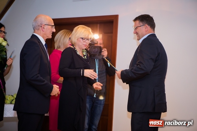 Zdjęcie w galerii na portalu naszraciborz.pl: Powiatowe obchody Dnia Edukacji Narodowej na Zamku Piastowskim wiadomości z regionu