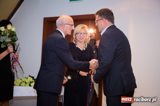 Zdjęcie w galerii na portalu naszraciborz.pl: Powiatowe obchody Dnia Edukacji Narodowej na Zamku Piastowskim wiadomości z regionu