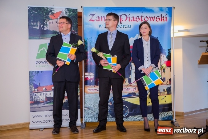 Zdjęcie w galerii na portalu naszraciborz.pl: Powiatowe obchody Dnia Edukacji Narodowej na Zamku Piastowskim wiadomości z regionu