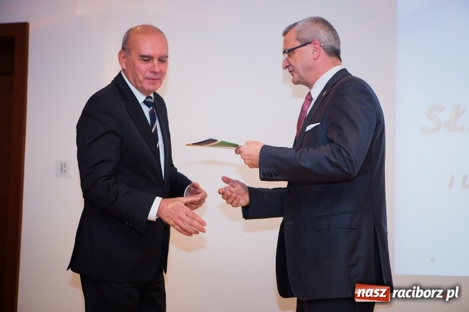 Zdjęcie w galerii na portalu naszraciborz.pl: Powiatowe obchody Dnia Edukacji Narodowej na Zamku Piastowskim wiadomości z regionu