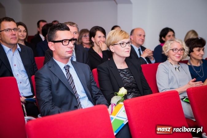 Zdjęcie w galerii na portalu naszraciborz.pl: Powiatowe obchody Dnia Edukacji Narodowej na Zamku Piastowskim wiadomości z regionu