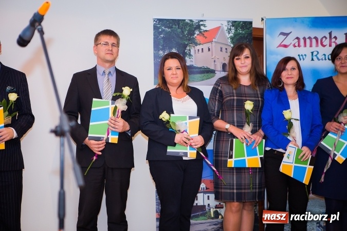 Zdjęcie w galerii na portalu naszraciborz.pl: Powiatowe obchody Dnia Edukacji Narodowej na Zamku Piastowskim wiadomości z regionu