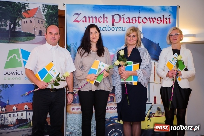 Zdjęcie w galerii na portalu naszraciborz.pl: Powiatowe obchody Dnia Edukacji Narodowej na Zamku Piastowskim wiadomości z regionu