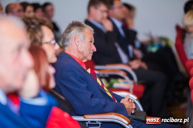 Zdjęcie w galerii na portalu naszraciborz.pl: Powiatowe obchody Dnia Edukacji Narodowej na Zamku Piastowskim wiadomości z regionu