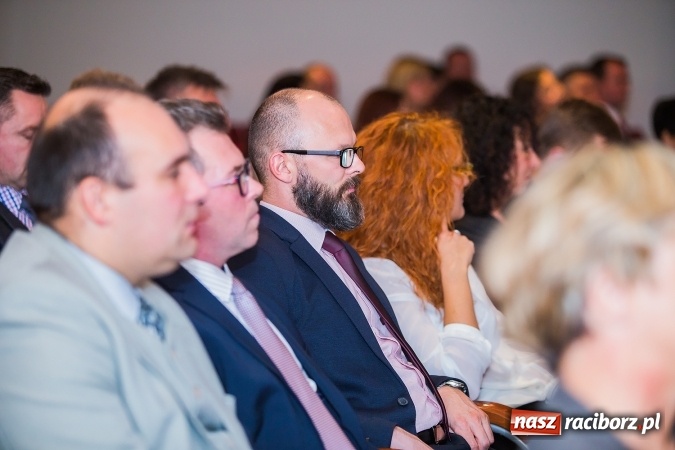 Zdjęcie w galerii na portalu naszraciborz.pl: Powiatowe obchody Dnia Edukacji Narodowej na Zamku Piastowskim wiadomości z regionu