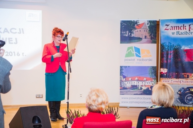 Zdjęcie w galerii na portalu naszraciborz.pl: Powiatowe obchody Dnia Edukacji Narodowej na Zamku Piastowskim wiadomości z regionu