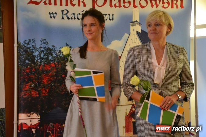 Zdjęcie w galerii na portalu naszraciborz.pl: Powiatowe obchody Dnia Edukacji Narodowej na Zamku Piastowskim wiadomości z regionu