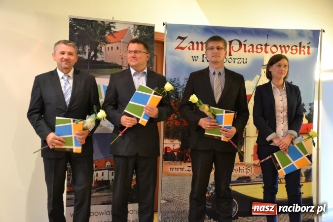 Zdjęcie w galerii na portalu naszraciborz.pl: Powiatowe obchody Dnia Edukacji Narodowej na Zamku Piastowskim wiadomości z regionu