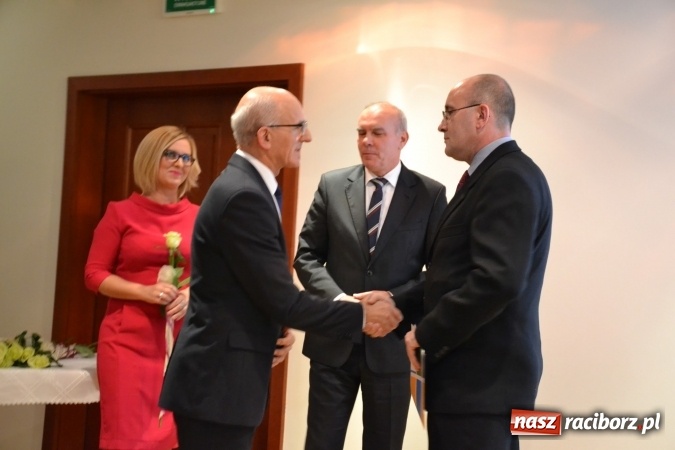 Zdjęcie w galerii na portalu naszraciborz.pl: Powiatowe obchody Dnia Edukacji Narodowej na Zamku Piastowskim wiadomości z regionu