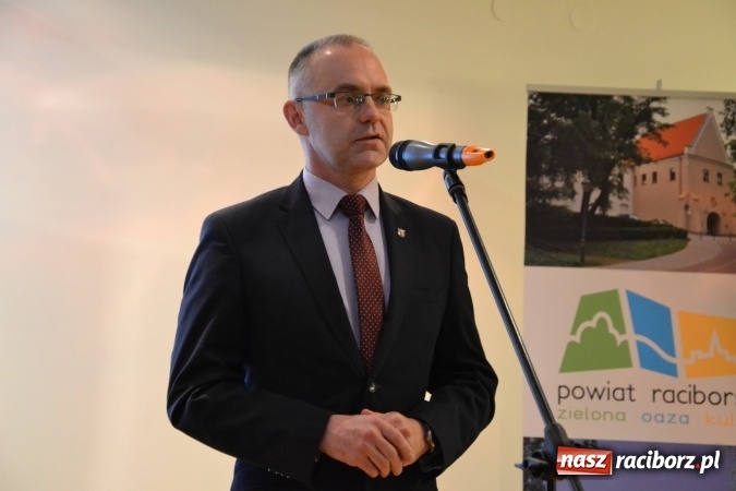 Zdjęcie w galerii na portalu naszraciborz.pl: Powiatowe obchody Dnia Edukacji Narodowej na Zamku Piastowskim wiadomości z regionu