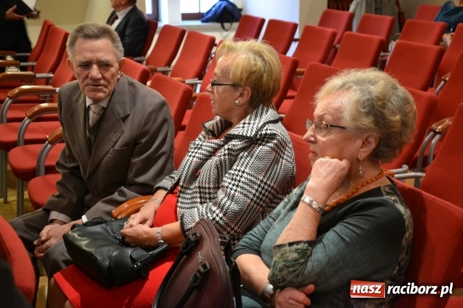 Zdjęcie w galerii na portalu naszraciborz.pl: Powiatowe obchody Dnia Edukacji Narodowej na Zamku Piastowskim wiadomości z regionu