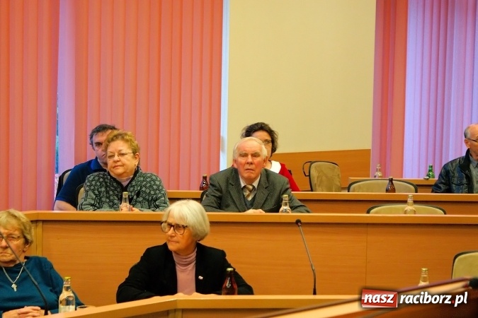 Zdjęcie w galerii na portalu naszraciborz.pl: Nie zamykajmy się w kleszczach strachu, otwórzmy się na świat. Marszałek senior Kornel Morawiecki na jubileuszu Dobra Ojczyzny wiadomości z regionu