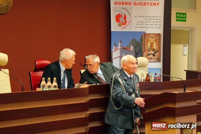 Zdjęcie w galerii na portalu naszraciborz.pl: Nie zamykajmy się w kleszczach strachu, otwórzmy się na świat. Marszałek senior Kornel Morawiecki na jubileuszu Dobra Ojczyzny wiadomości z regionu