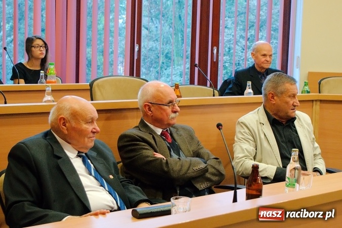 Zdjęcie w galerii na portalu naszraciborz.pl: Nie zamykajmy się w kleszczach strachu, otwórzmy się na świat. Marszałek senior Kornel Morawiecki na jubileuszu Dobra Ojczyzny wiadomości z regionu