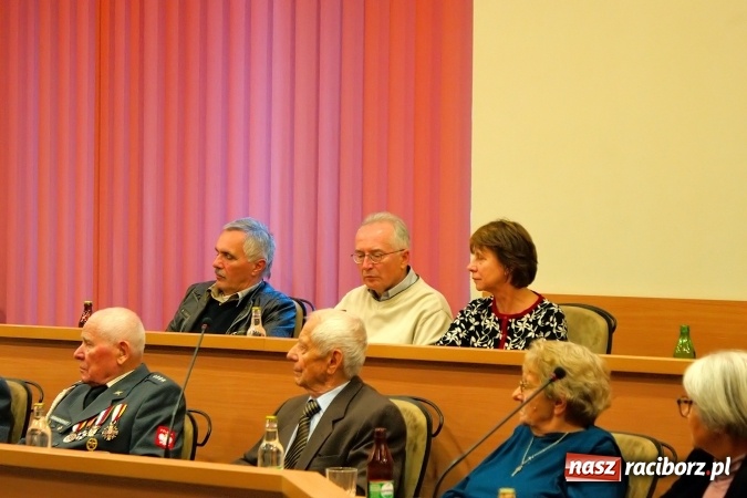 Zdjęcie w galerii na portalu naszraciborz.pl: Nie zamykajmy się w kleszczach strachu, otwórzmy się na świat. Marszałek senior Kornel Morawiecki na jubileuszu Dobra Ojczyzny wiadomości z regionu