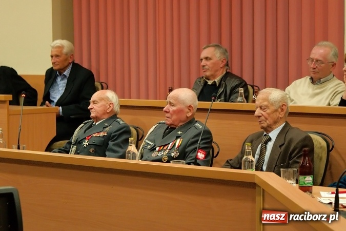 Zdjęcie w galerii na portalu naszraciborz.pl: Nie zamykajmy się w kleszczach strachu, otwórzmy się na świat. Marszałek senior Kornel Morawiecki na jubileuszu Dobra Ojczyzny wiadomości z regionu