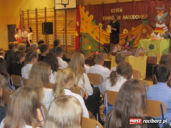 Zdjęcie w galerii na portalu naszraciborz.pl: Święto Edukacji Narodowej w Krzanowicach wiadomości z regionu