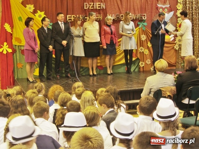 Zdjęcie w galerii na portalu naszraciborz.pl: Święto Edukacji Narodowej w Krzanowicach wiadomości z regionu