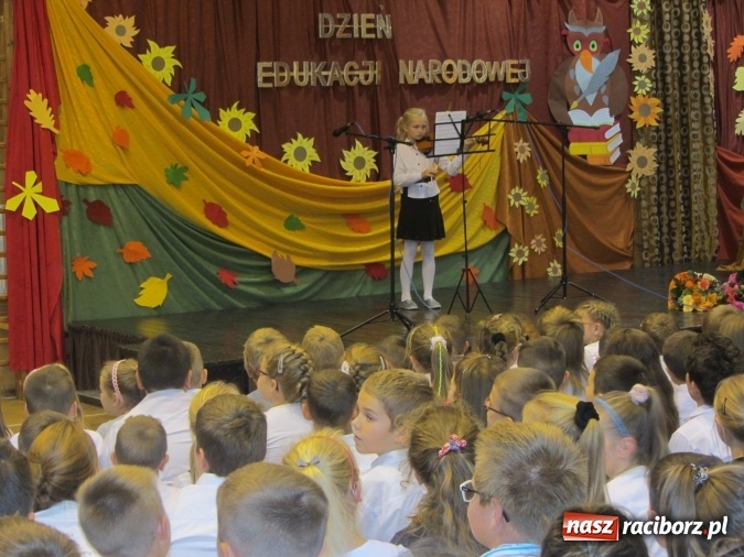 Zdjęcie w galerii na portalu naszraciborz.pl: Święto Edukacji Narodowej w Krzanowicach wiadomości z regionu