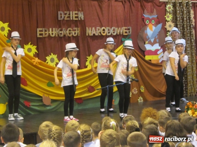 Zdjęcie w galerii na portalu naszraciborz.pl: Święto Edukacji Narodowej w Krzanowicach wiadomości z regionu