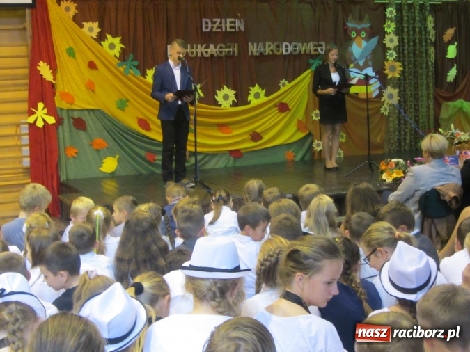 Zdjęcie w galerii na portalu naszraciborz.pl: Święto Edukacji Narodowej w Krzanowicach wiadomości z regionu