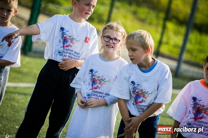 Zdjęcie w galerii na portalu naszraciborz.pl: III Gminny Bieg Profilaktyczny w Krzanowicach wiadomości z regionu