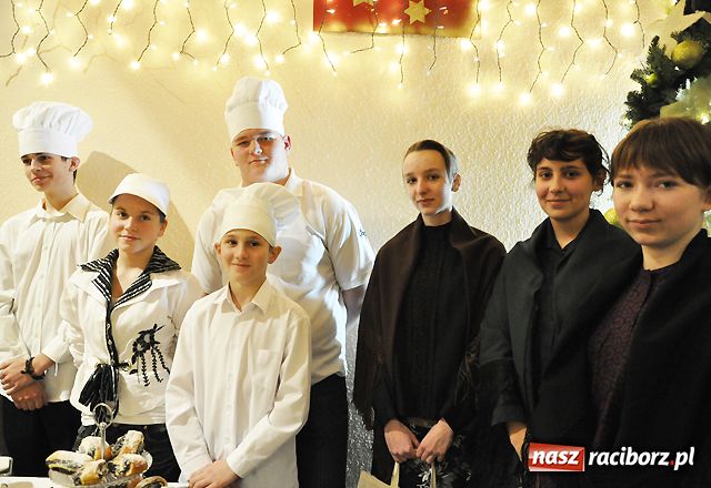 Zdjęcie w galerii na portalu naszraciborz.pl: Wielki festiwal SMAKOŁYKÓW wiadomości z regionu