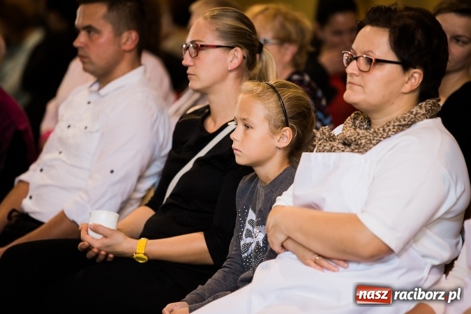 Zdjęcie w galerii na portalu naszraciborz.pl: Druga edycja warsztat&oacute;w kulinarnych w DK Krzanowice wiadomości z regionu