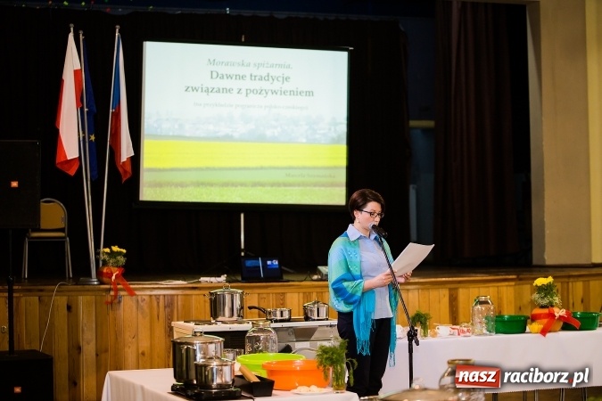 Zdjęcie w galerii na portalu naszraciborz.pl: Druga edycja warsztat&oacute;w kulinarnych w DK Krzanowice wiadomości z regionu