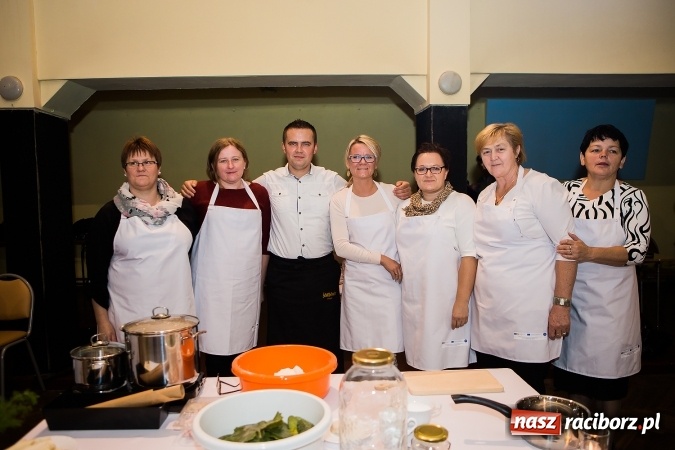 Zdjęcie w galerii na portalu naszraciborz.pl: Druga edycja warsztat&oacute;w kulinarnych w DK Krzanowice wiadomości z regionu