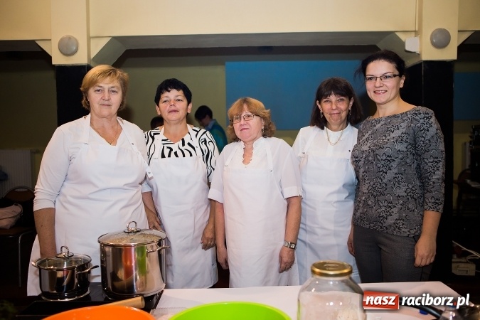 Zdjęcie w galerii na portalu naszraciborz.pl: Druga edycja warsztat&oacute;w kulinarnych w DK Krzanowice wiadomości z regionu