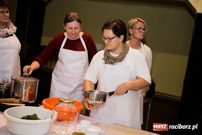 Zdjęcie w galerii na portalu naszraciborz.pl: Druga edycja warsztat&oacute;w kulinarnych w DK Krzanowice wiadomości z regionu