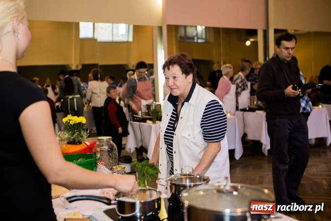 Zdjęcie w galerii na portalu naszraciborz.pl: Druga edycja warsztat&oacute;w kulinarnych w DK Krzanowice wiadomości z regionu