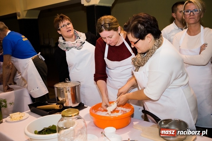 Zdjęcie w galerii na portalu naszraciborz.pl: Druga edycja warsztat&oacute;w kulinarnych w DK Krzanowice wiadomości z regionu