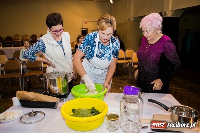 Zdjęcie w galerii na portalu naszraciborz.pl: Druga edycja warsztat&oacute;w kulinarnych w DK Krzanowice wiadomości z regionu