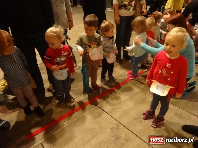 Zdjęcie w galerii na portalu naszraciborz.pl: Piękna jesień u maluchów w RCK wiadomości z regionu